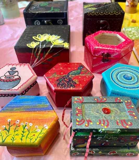 5 Creative Ways to Use Painted Boxes in Your Decor