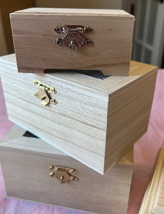 unfinished wooden box with lid
