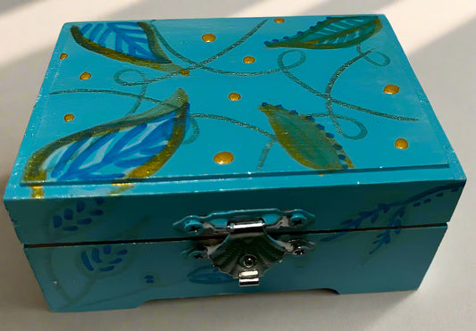 A blue gift box