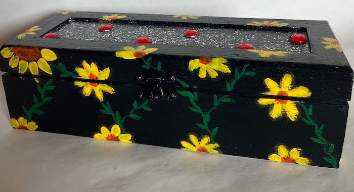A black jewel top long gift box