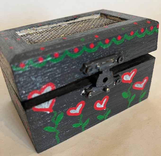 A heart garden gray wooden box