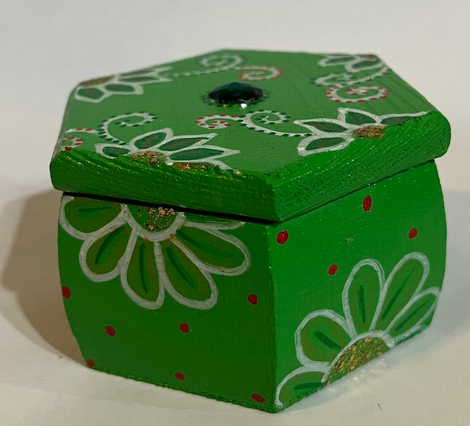 A hexagon shaped cute jewel top hand painted box