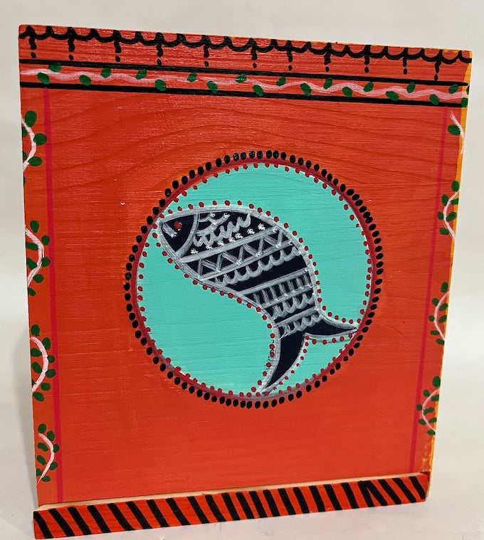 A fish art hand painted tissue box cover